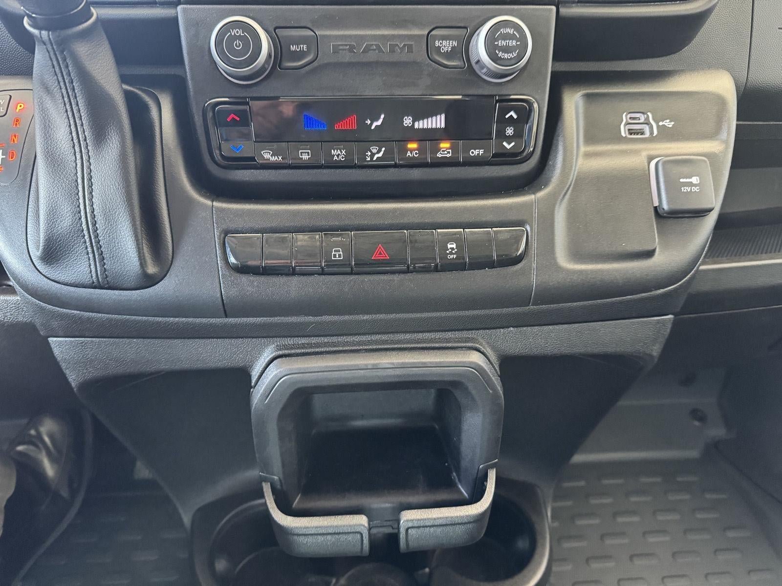 Used 2025 RAM ProMaster 2500 FWD image 17