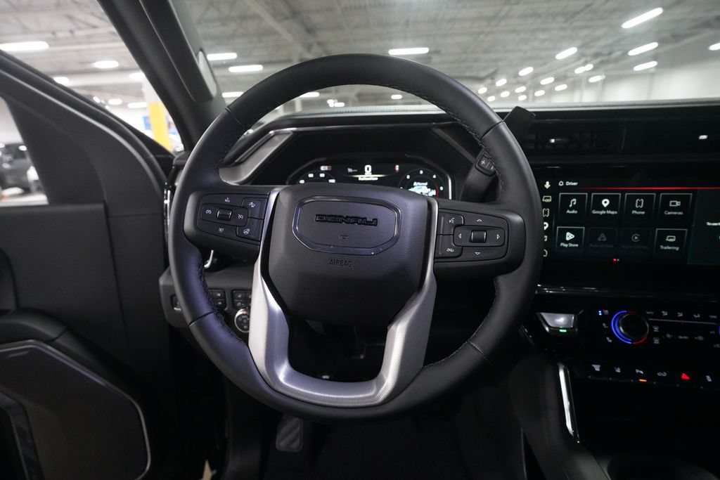 Used 2026 GMC Sierra 3500 Denali AWD/4WD image 4