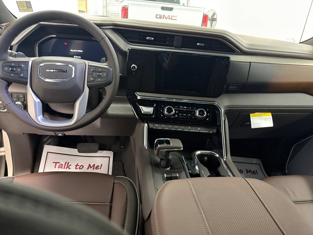 New 2026 GMC Sierra 1500 Denali AWD/4WD image 13