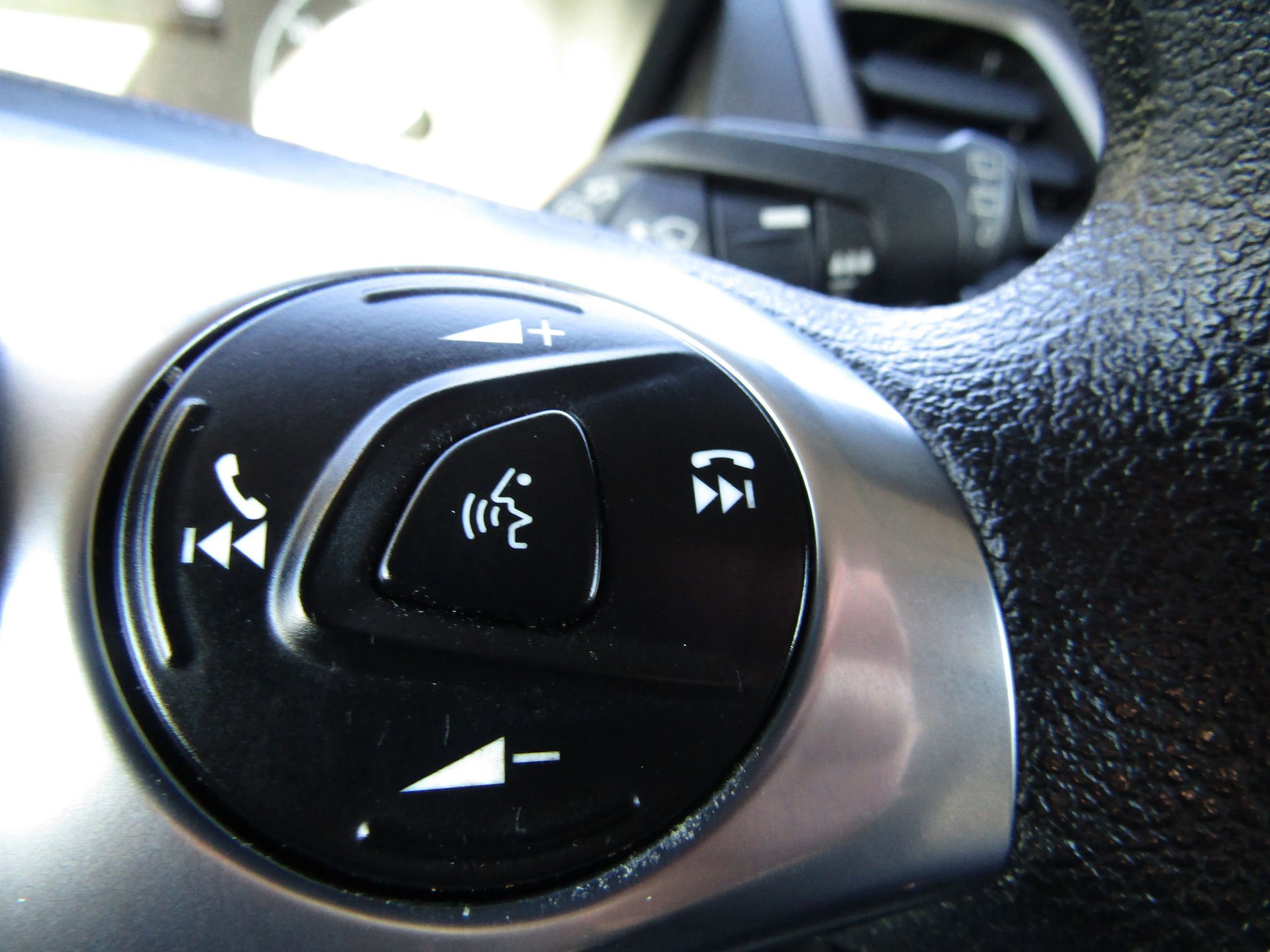 Used 2022 Ford Transit Connect XL image 29