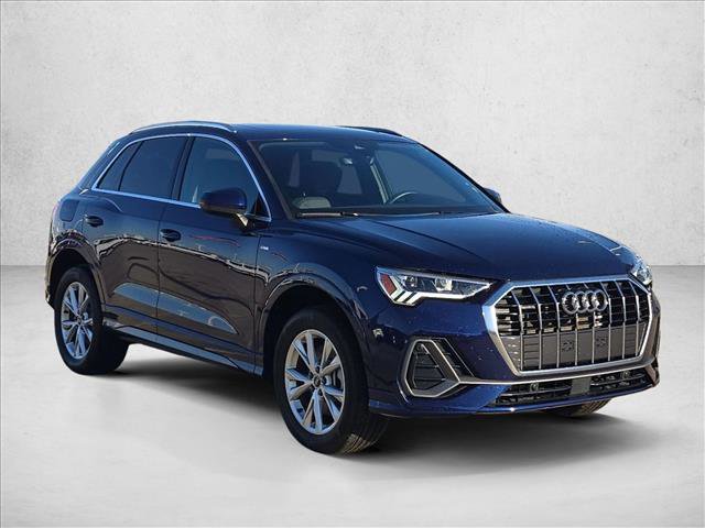 Used 2025 Audi Q3 2.0T Premium image 3