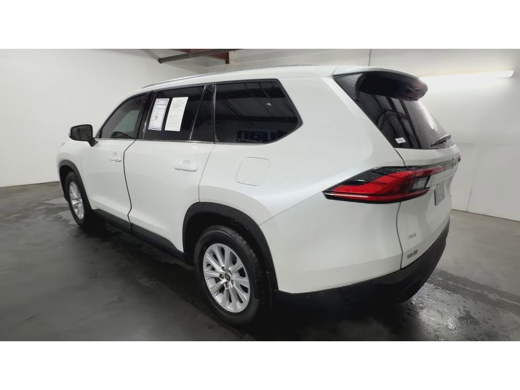 Used 2024 Toyota Grand Highlander AWD image 7
