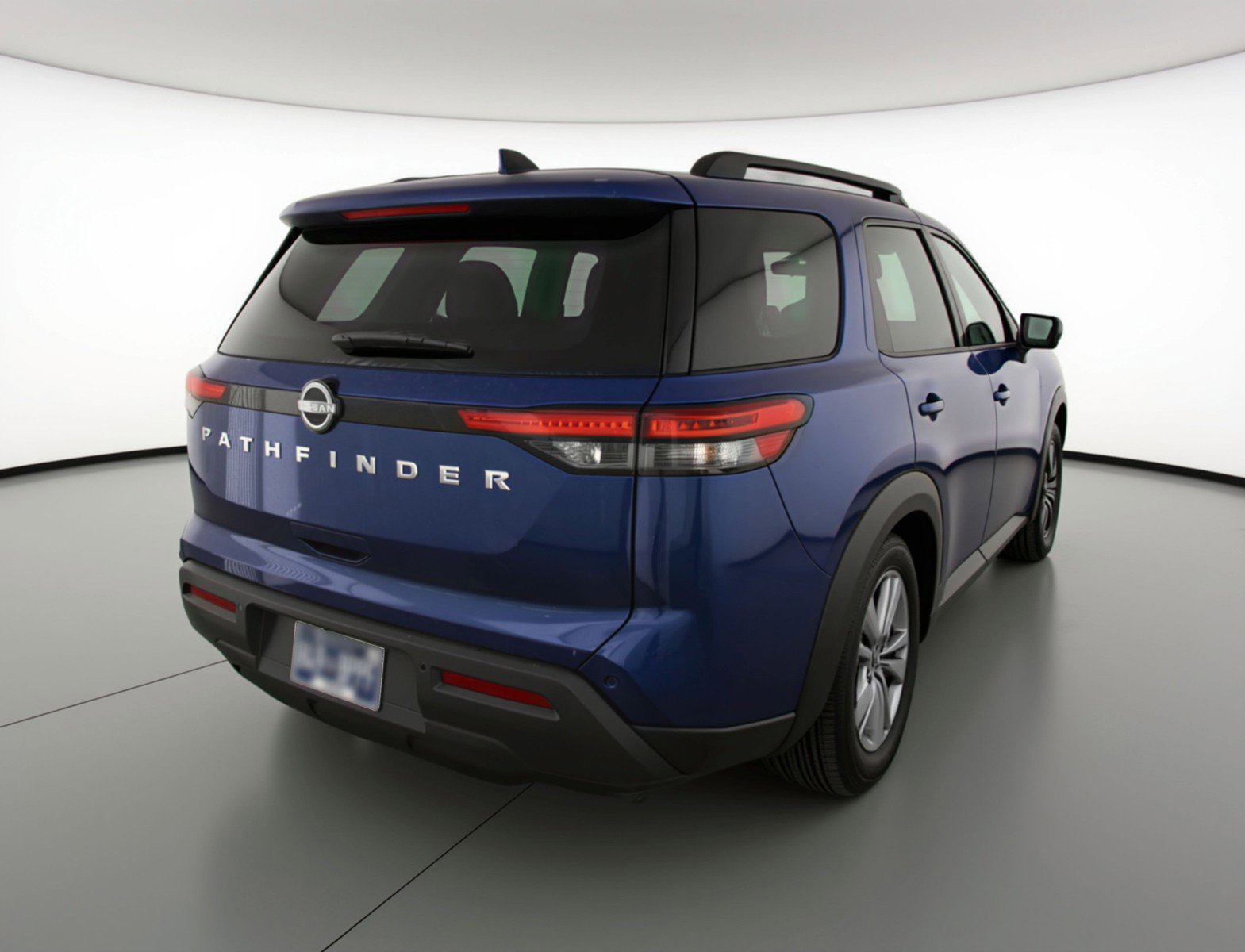 Used 2025 Nissan Pathfinder SV FWD image 9