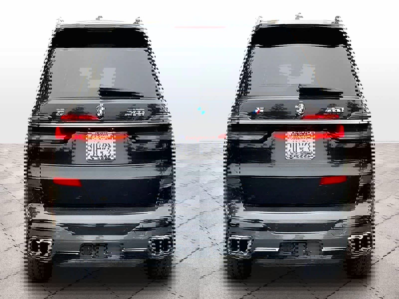 Used 2025 BMW X7 M60i image 6