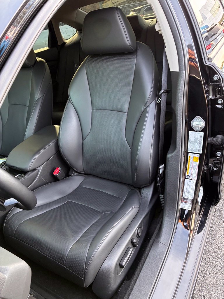 Used 2025 Honda Accord Touring image 17