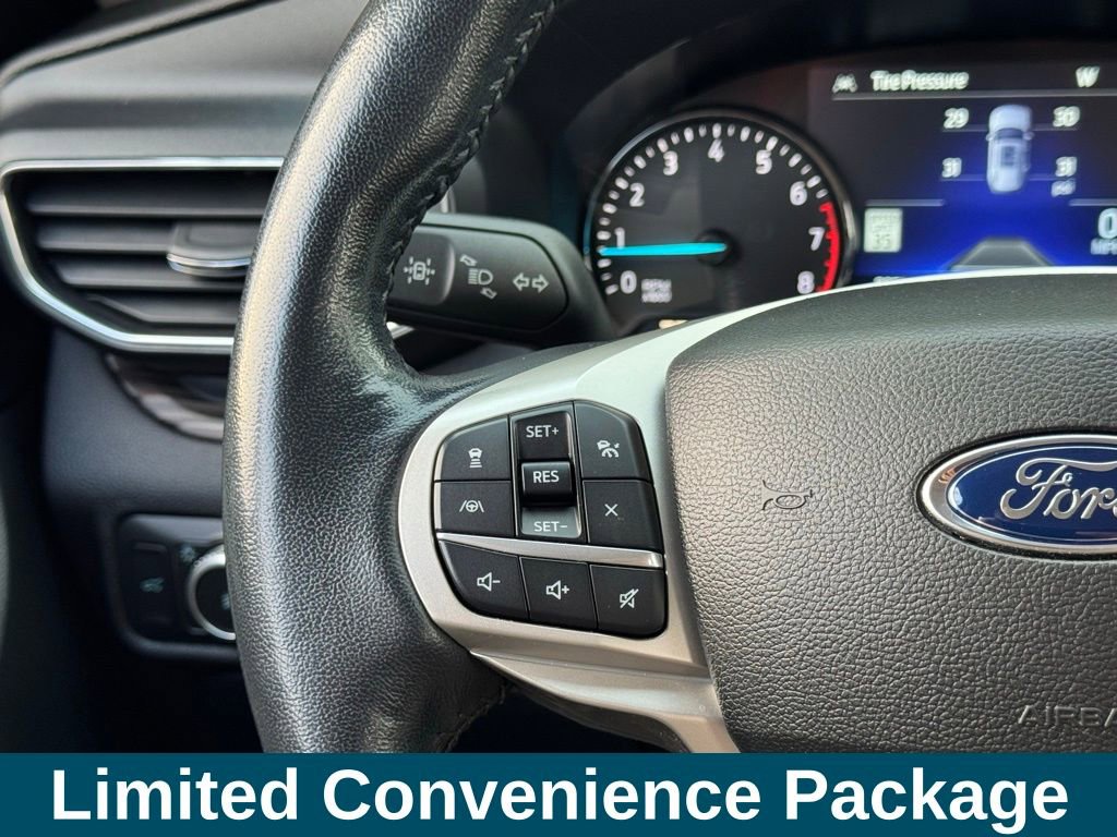 Used 2022 Ford Explorer Limited w/ Equipment Group 301A image 9