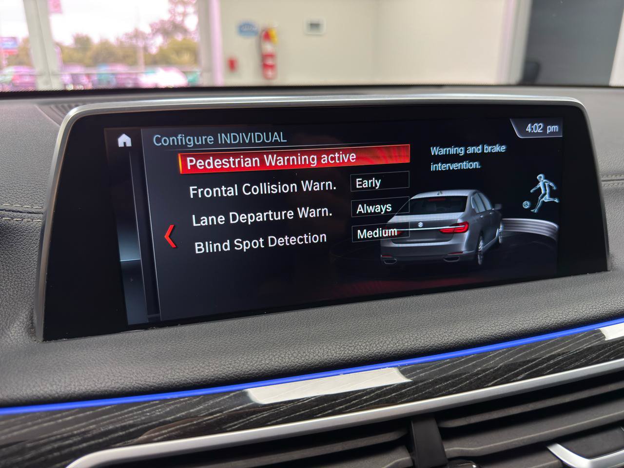 Used 2019 BMW 750i xDrive w/ M Sport Package AWD/4WD image 22