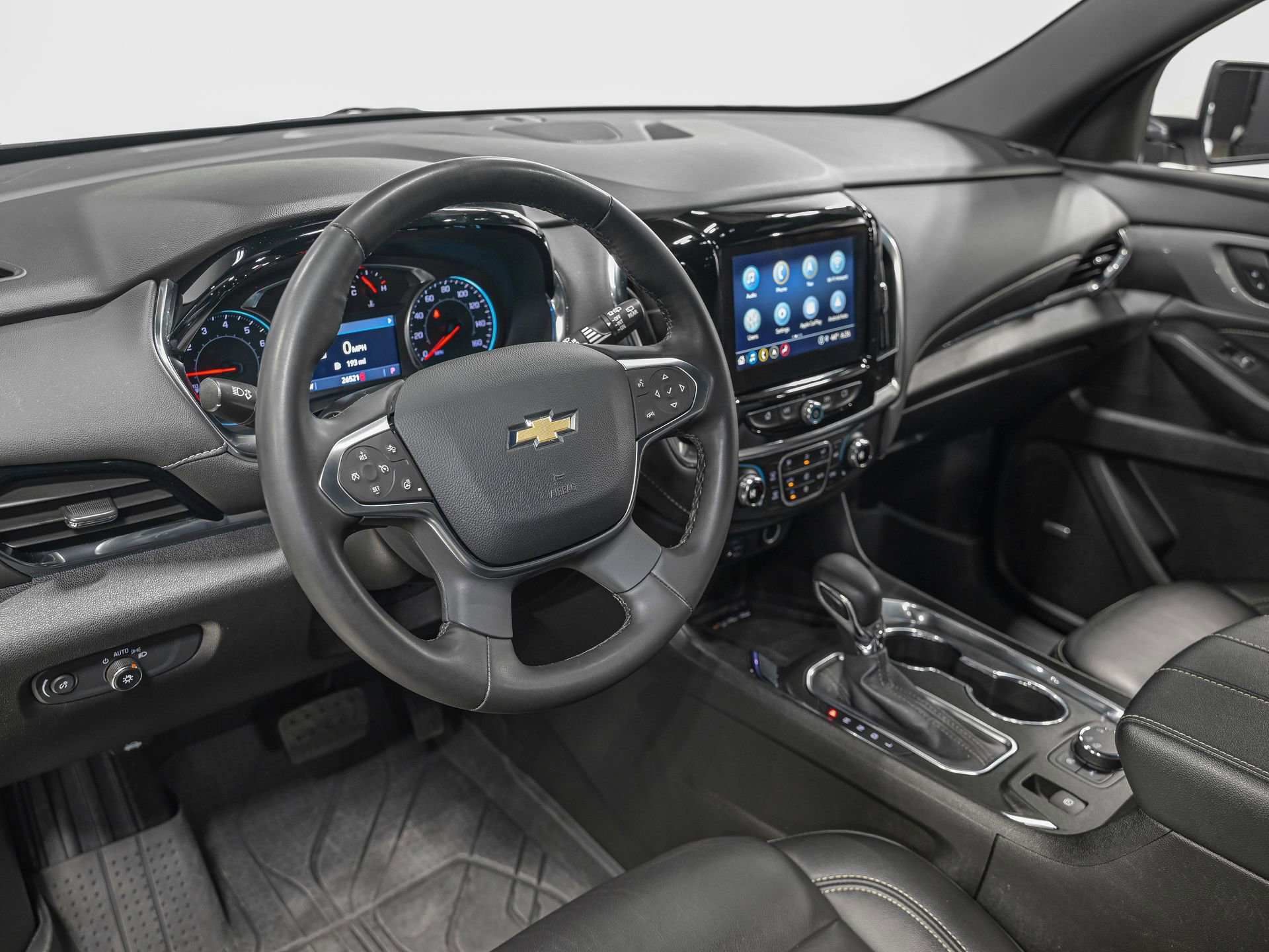 Used 2023 Chevrolet Traverse LT w/ LT Premium Package image 15