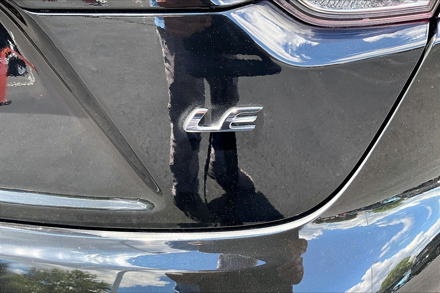 Used 2024 Toyota Corolla LE FWD image 8