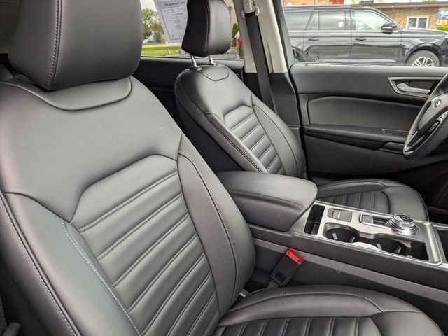 Used 2022 Ford Edge SEL w/ Convenience Package AWD/4WD image 13