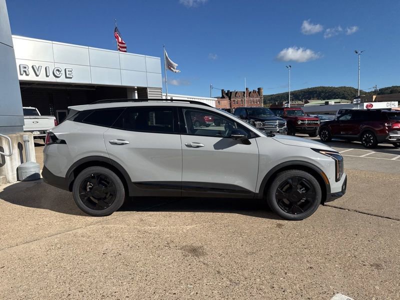 New 2026 Kia Sportage X-Line w/ X-Line Technology Package image 8