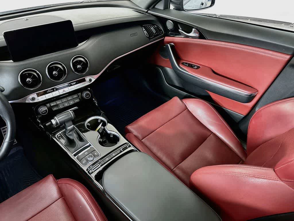 Used 2022 Kia Stinger GT-Line w/ Sun & Sound Package RWD image 11