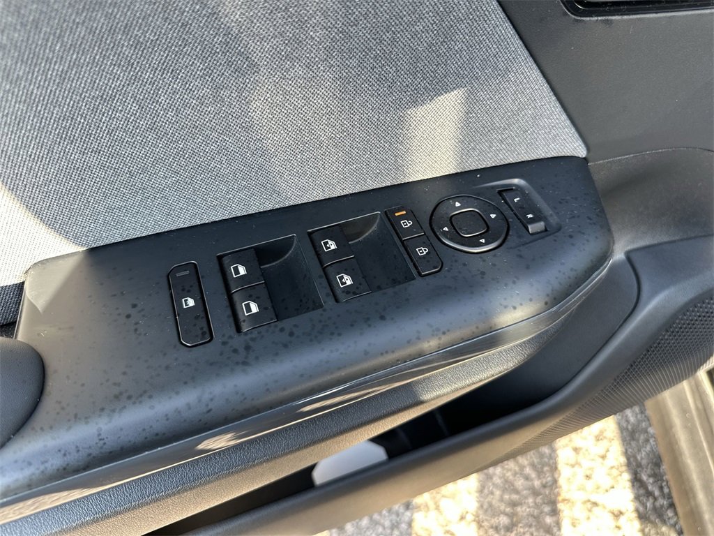 Used 2025 Kia K4 EX image 13