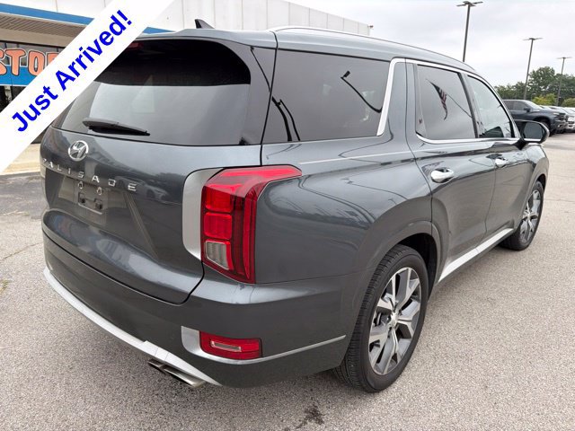 Used 2021 Hyundai Palisade Limited FWD image 3