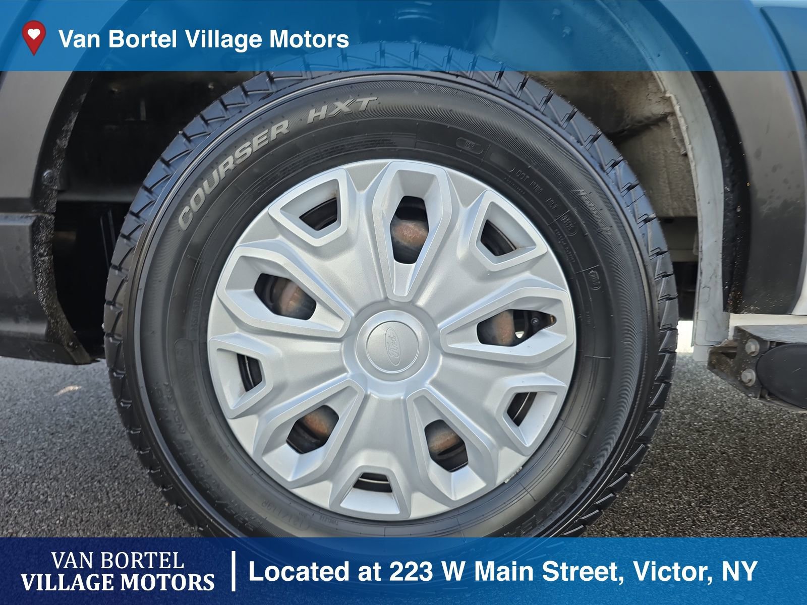 Used 2021 Ford Transit 250 Low Roof w/ Exterior Upgrade Package image 28