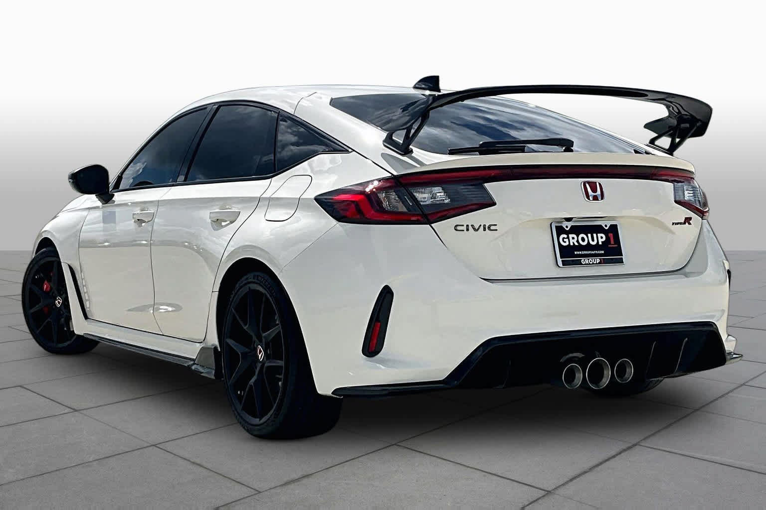 Used 2025 Honda Civic Type R image 12