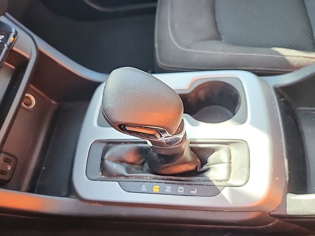 Used 2022 Chevrolet Colorado LT w/ Safety Package AWD/4WD image 34