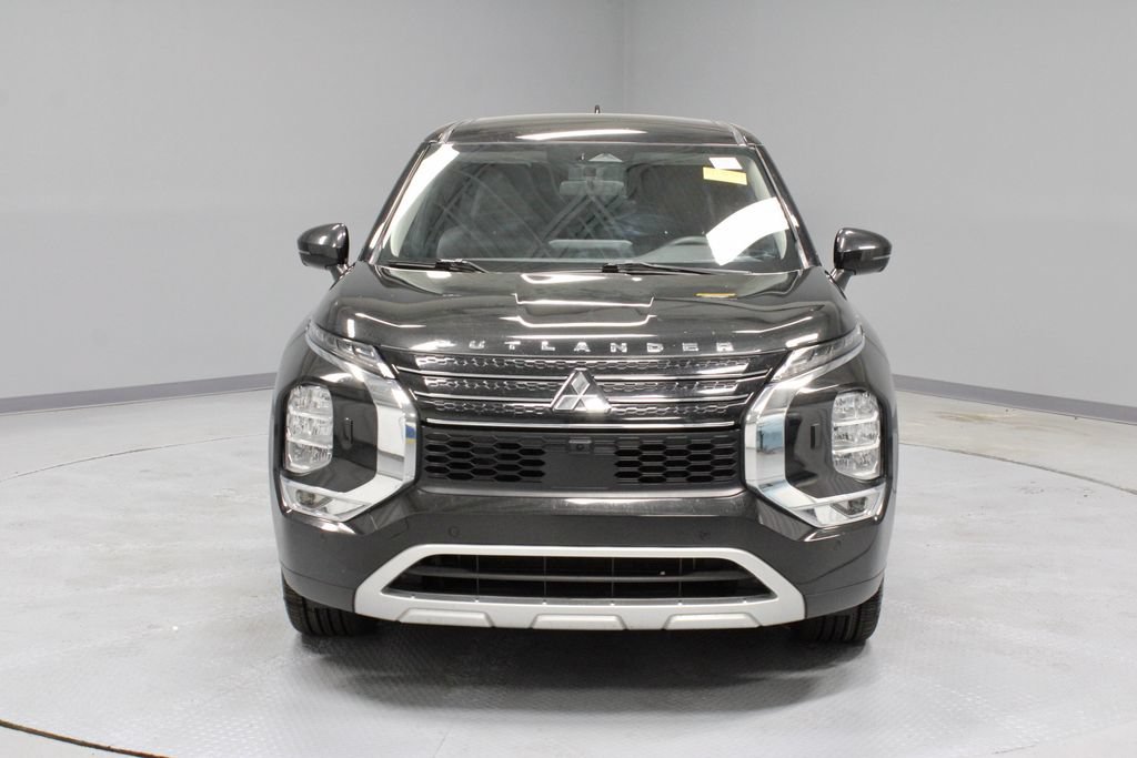 Used 2023 Mitsubishi Outlander SE AWD/4WD image 8