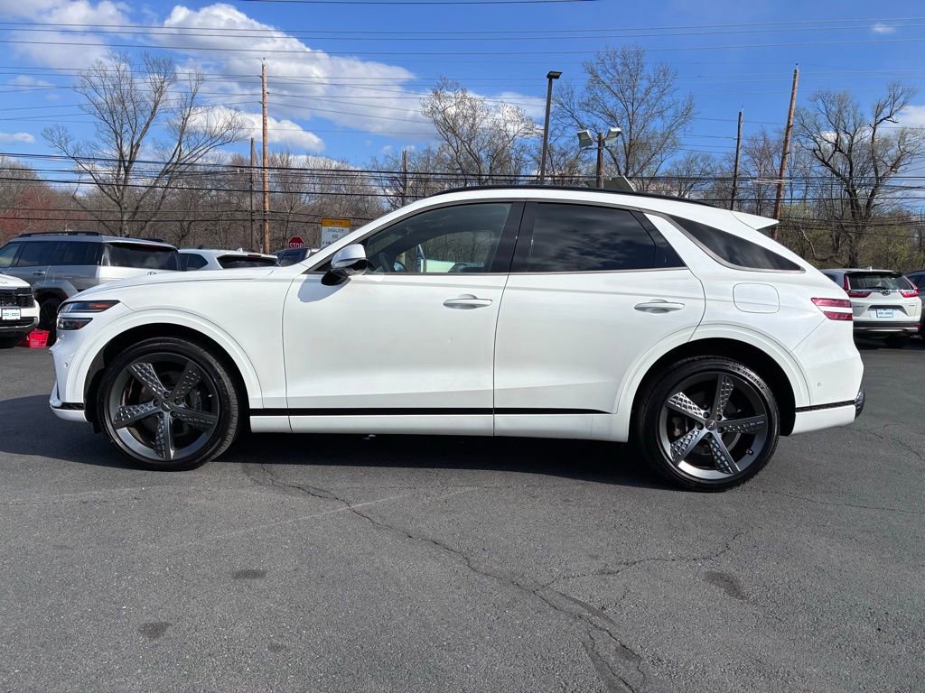 Used 2022 Genesis GV70 3.5T Sport w/ Sport Prestige Package AWD/4WD image 4