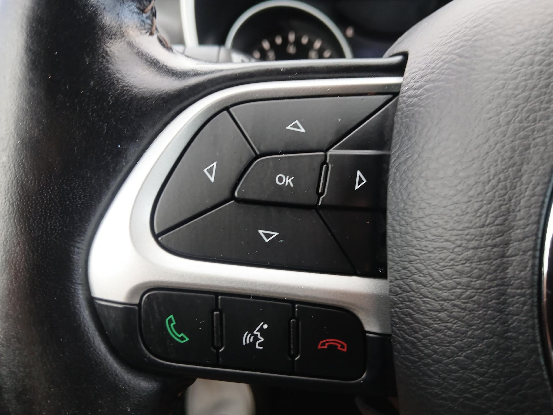 Used 2021 Jeep Compass Limited FWD image 22
