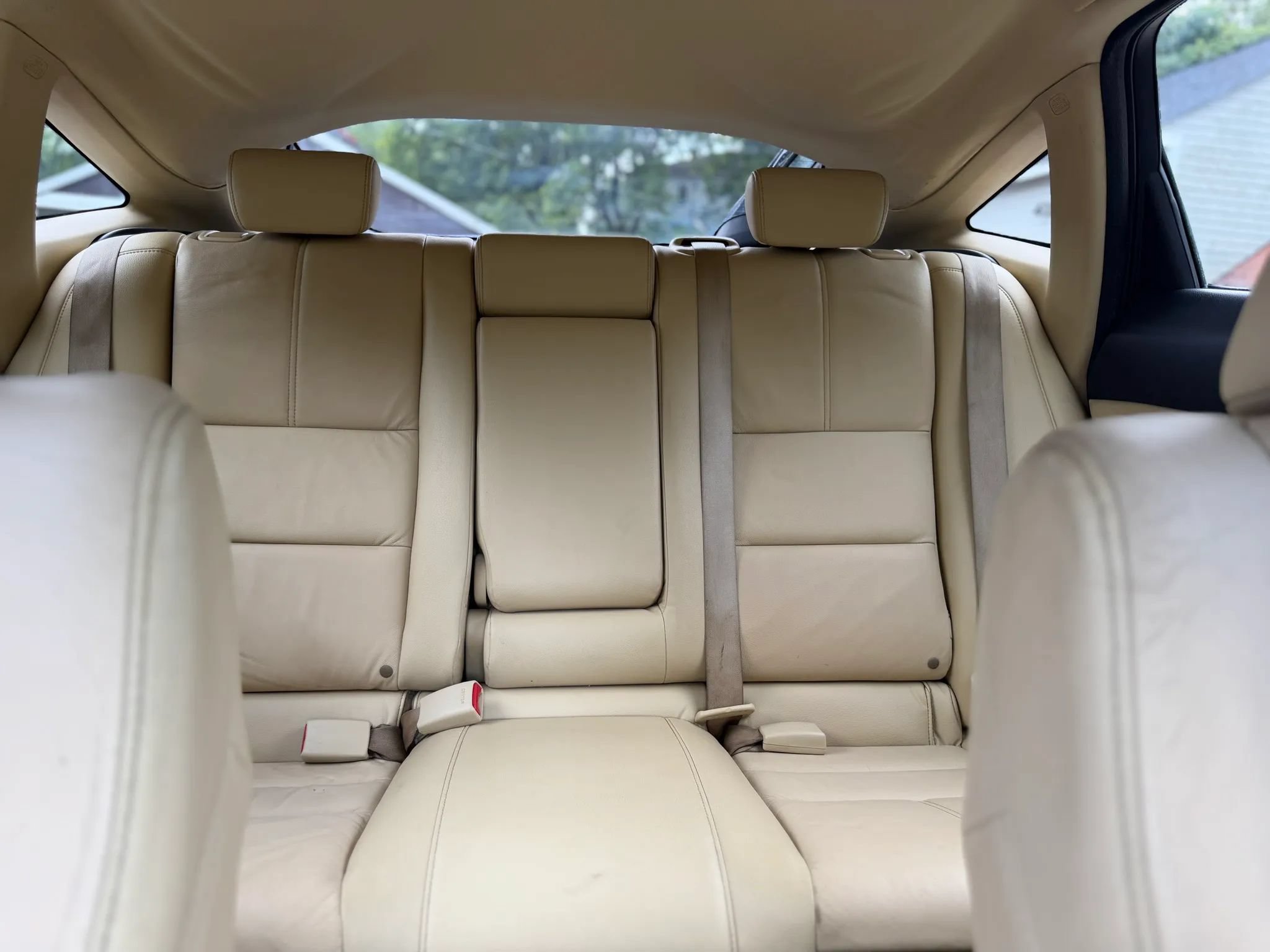 Used 2010 Honda Crosstour EX-L image 31