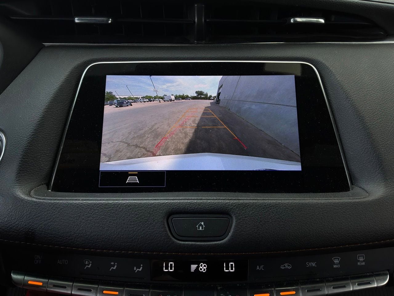 Used 2023 Cadillac XT4 Sport w/ Cold Weather Package FWD image 41
