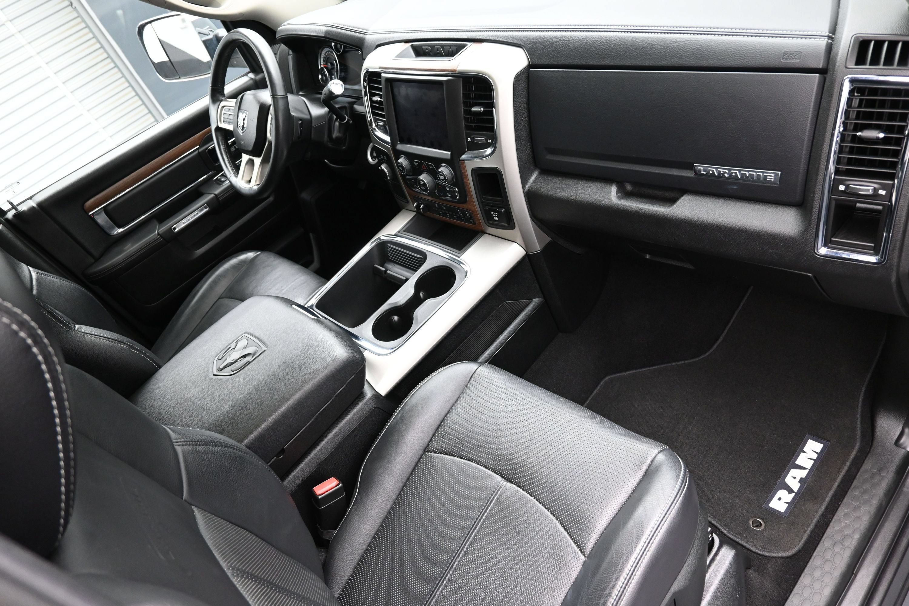 Used 2018 RAM 2500 Laramie w/ Snow Chief Group AWD/4WD image 39