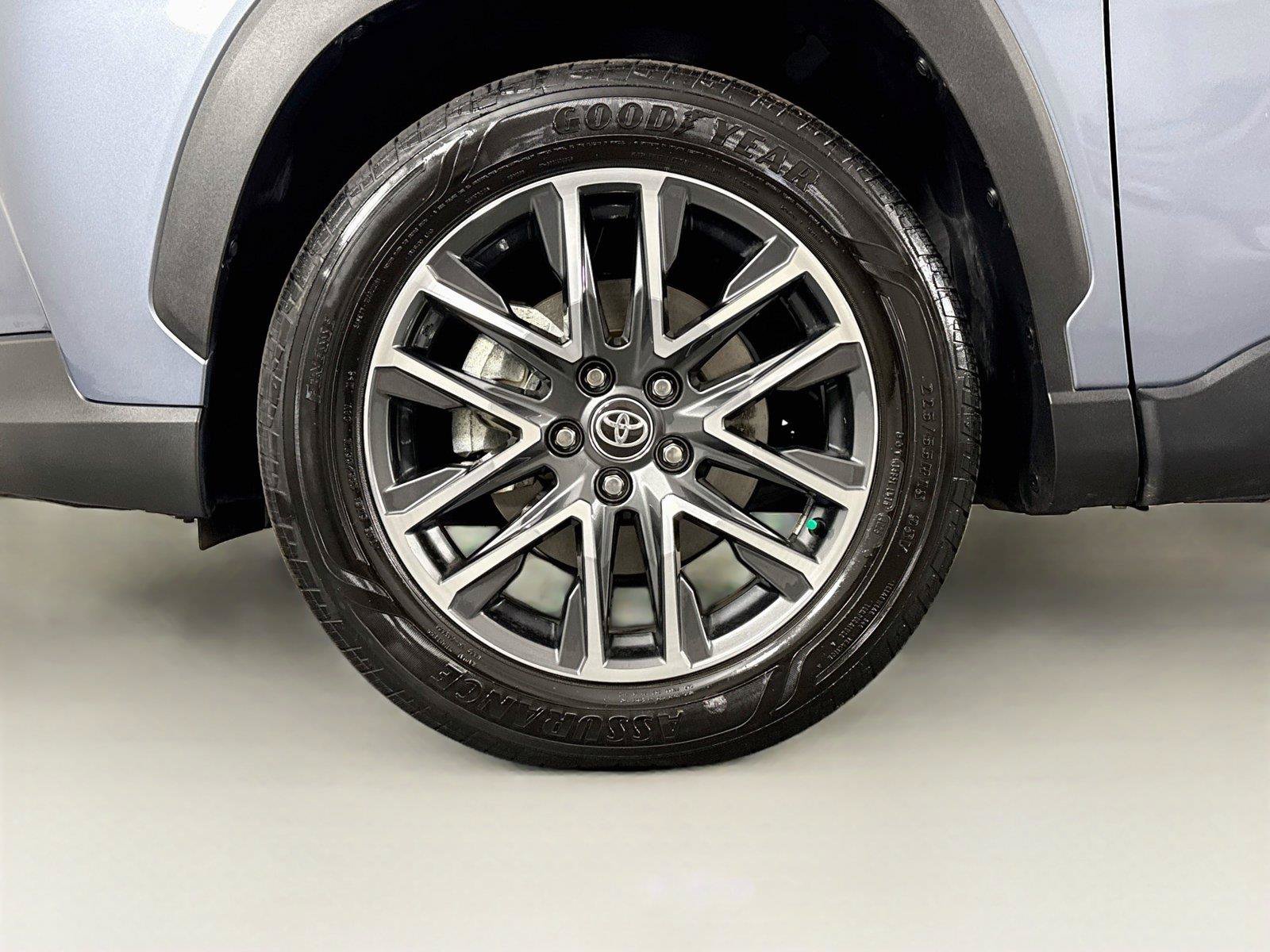 Certified 2026 Toyota Corolla Cross XLE w/ Convenience Package AWD/4WD image 46