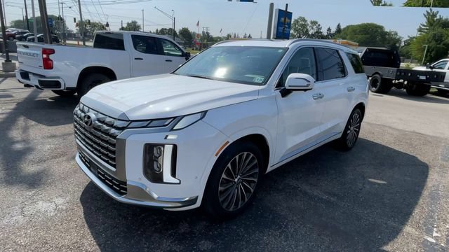 Used 2023 Hyundai Palisade Calligraphy w/ Cargo Package AWD/4WD image 6
