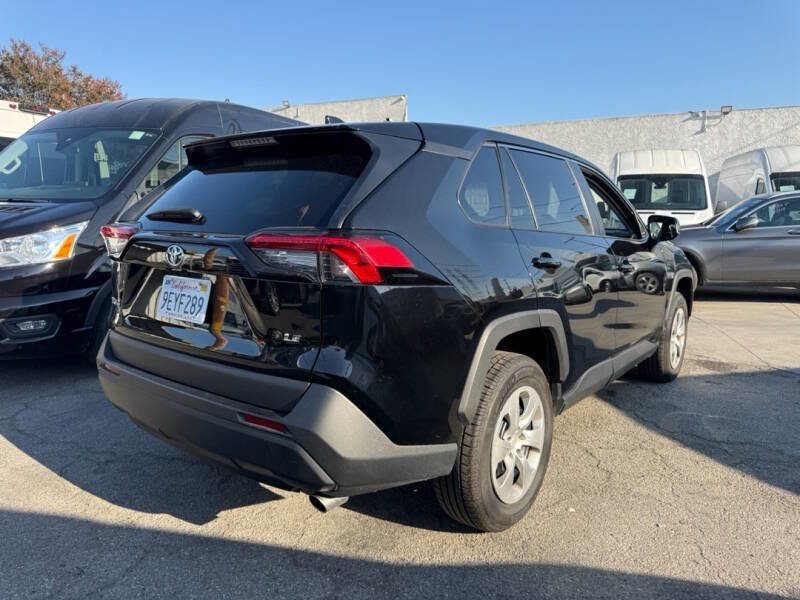 Used 2023 Toyota RAV4 LE image 6