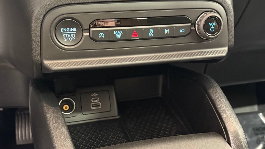 New 2026 Ford Bronco Sport Outer Banks w/ Outer Banks Tech Package+ AWD/4WD image 40