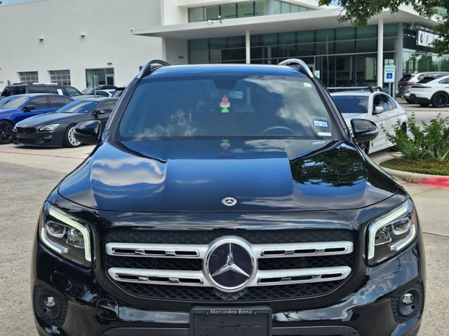 Used 2022 Mercedes-Benz GLB 250 GLB 250 video 2