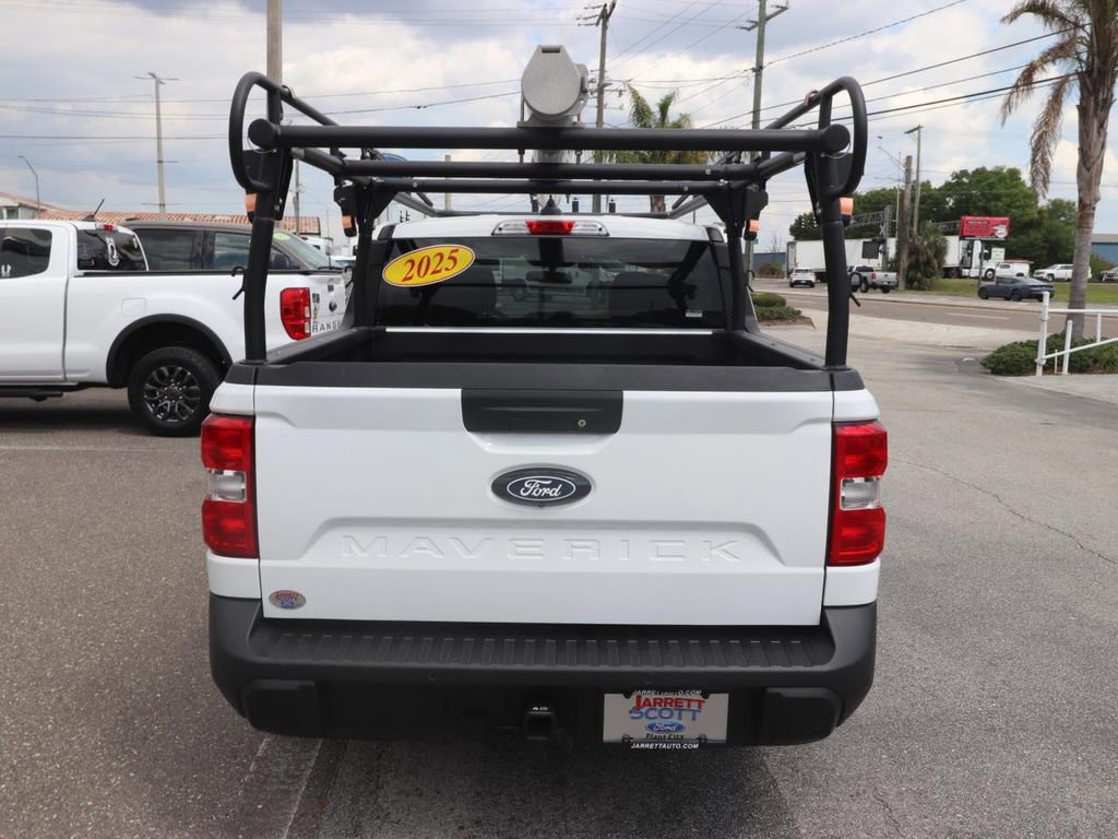 Certified 2025 Ford Maverick XLT w/ Equipment Group 302A image 3