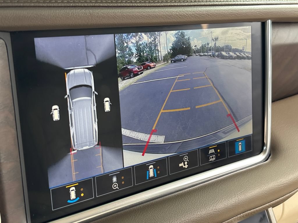 Used 2021 GMC Yukon XL Denali w/ Denali Premium Package RWD image 18