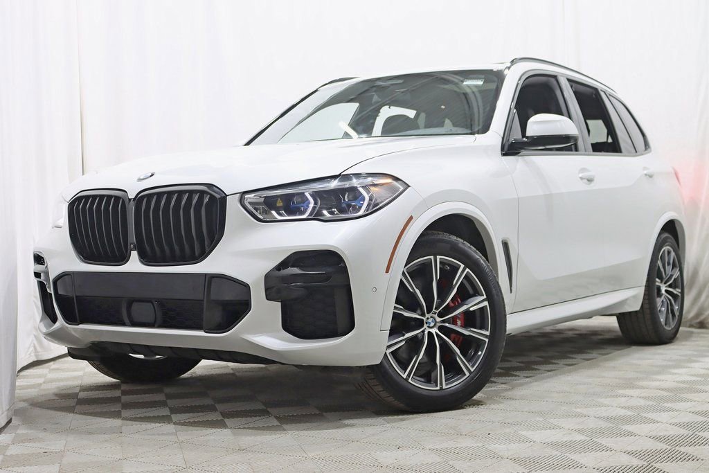 Used 2022 BMW X5 xDrive40i w/ M Sport Package image 6