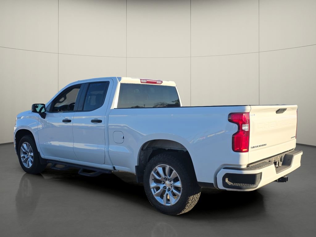 Used 2022 Chevrolet Silverado 1500 Custom w/ Safety Confidence Package image 6