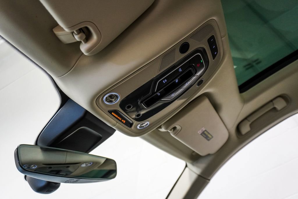 Used 2020 Bentley Bentayga Speed image 31