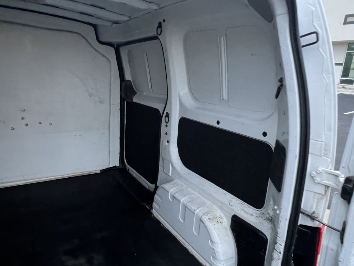 Used 2020 Nissan NV200 SV FWD image 16