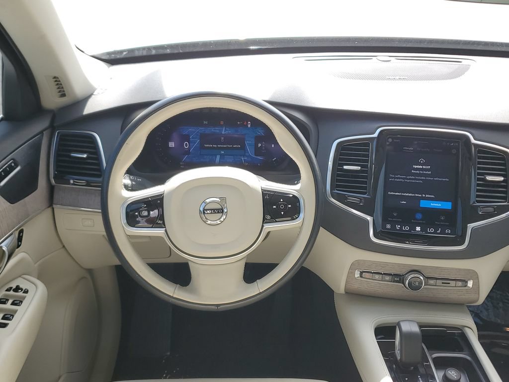 Used 2023 Volvo XC90 B6 Plus w/ Protection Package AWD/4WD image 20
