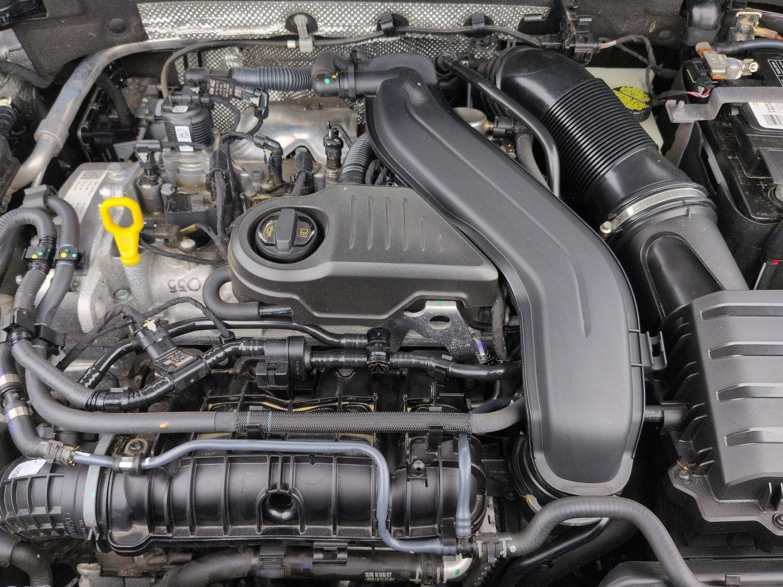 Used 2022 Volkswagen Taos SEL image 34