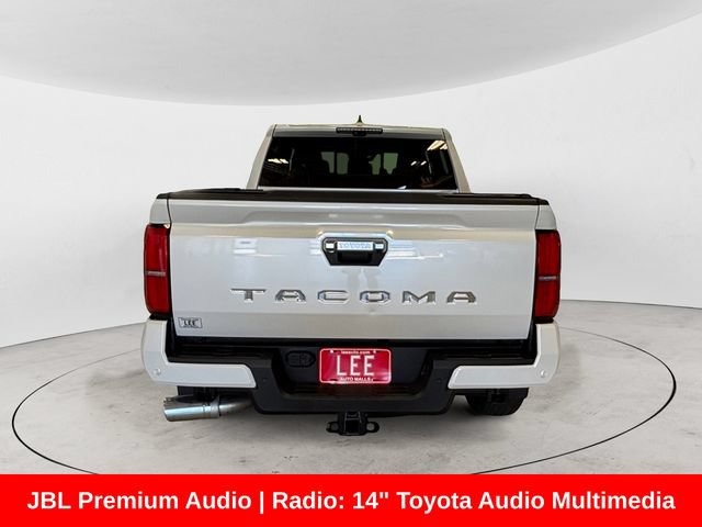 Used 2025 Toyota Tacoma Limited AWD/4WD image 5