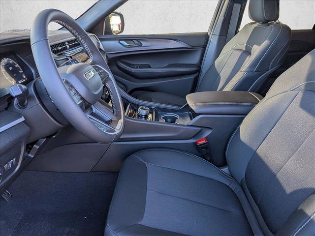 New 2026 Jeep Grand Cherokee Laredo X AWD/4WD image 4