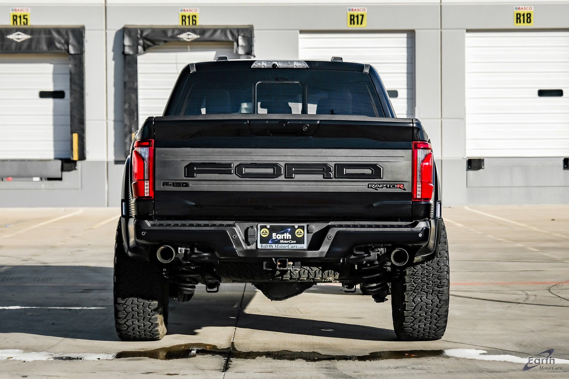Used 2025 Ford F150 Raptor w/ Equipment Group 803A Raptor R AWD/4WD image 10