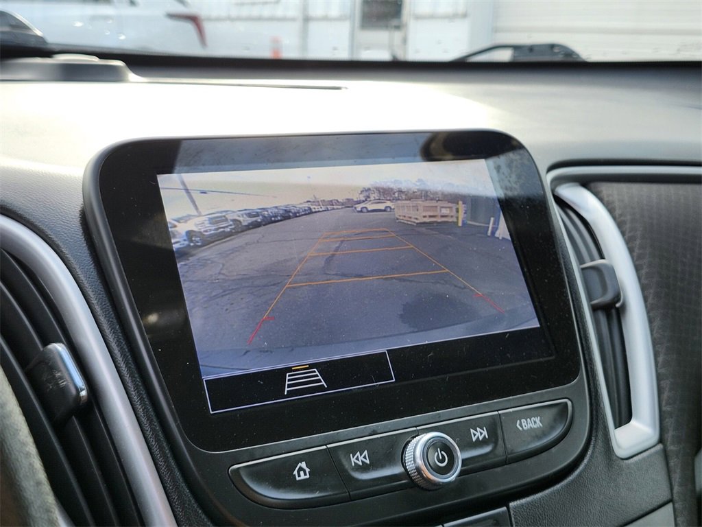 Used 2022 Chevrolet Malibu LT image 20