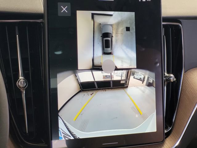 New 2026 Volvo XC60 B5 Plus w/ Climate Package image 15