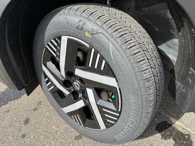 New 2026 Nissan Kicks SV w/ SV Premium Package FWD image 10