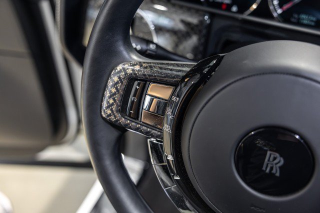 Used 2022 Rolls-Royce Cullinan Black Badge AWD/4WD image 41