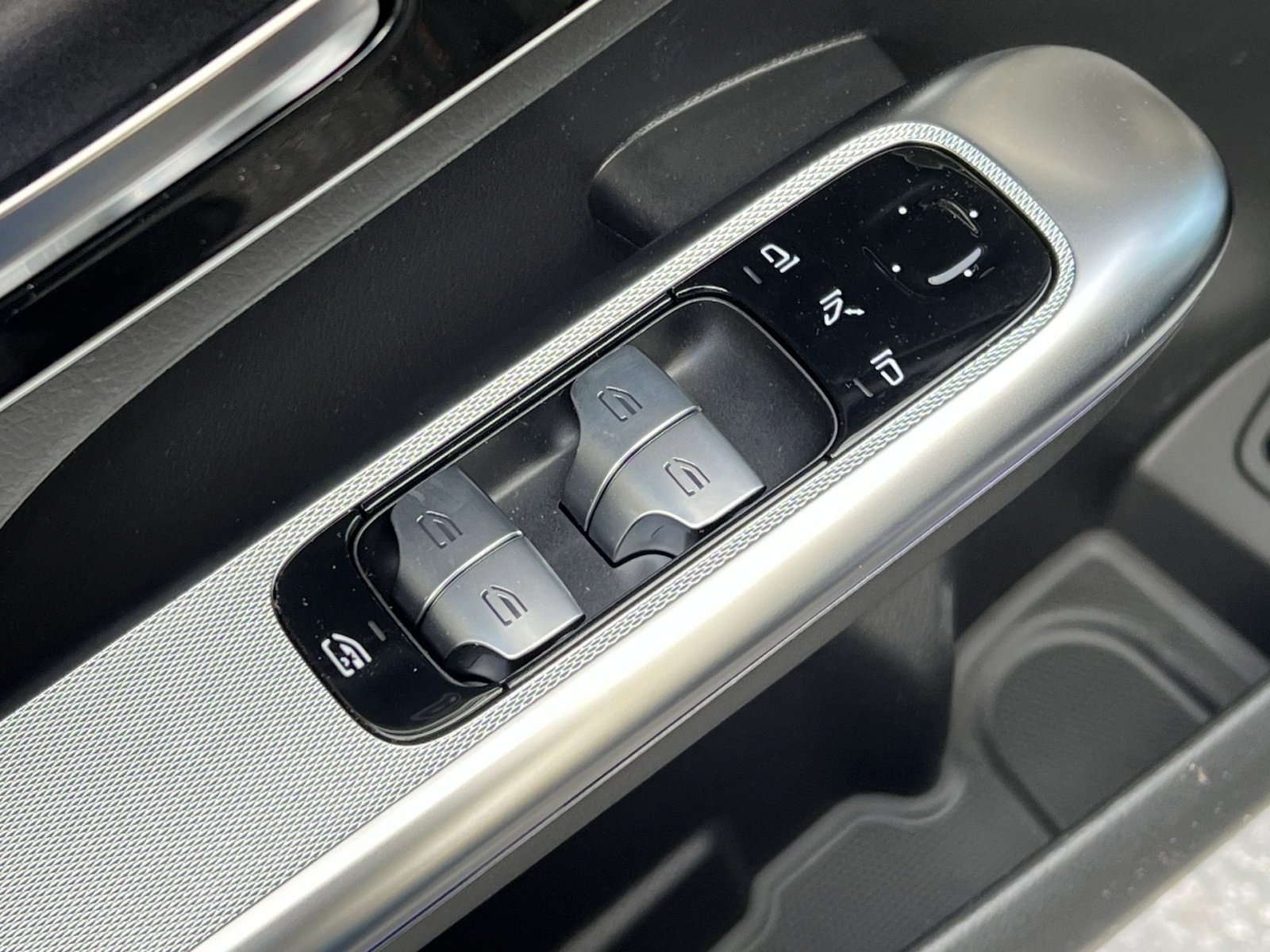 New 2026 Mercedes-Benz GLC 300 GLC 300 image 13