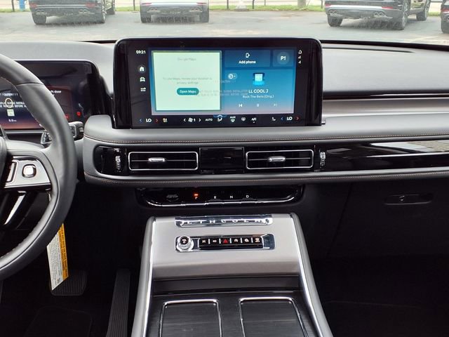 New 2026 Lincoln Aviator 2WD image 12