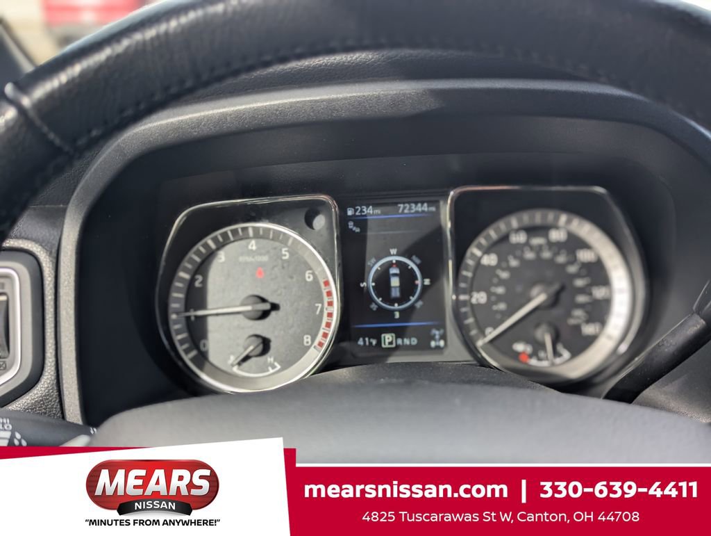 Used 2019 Nissan Titan SL w/ Midnight Edition image 30